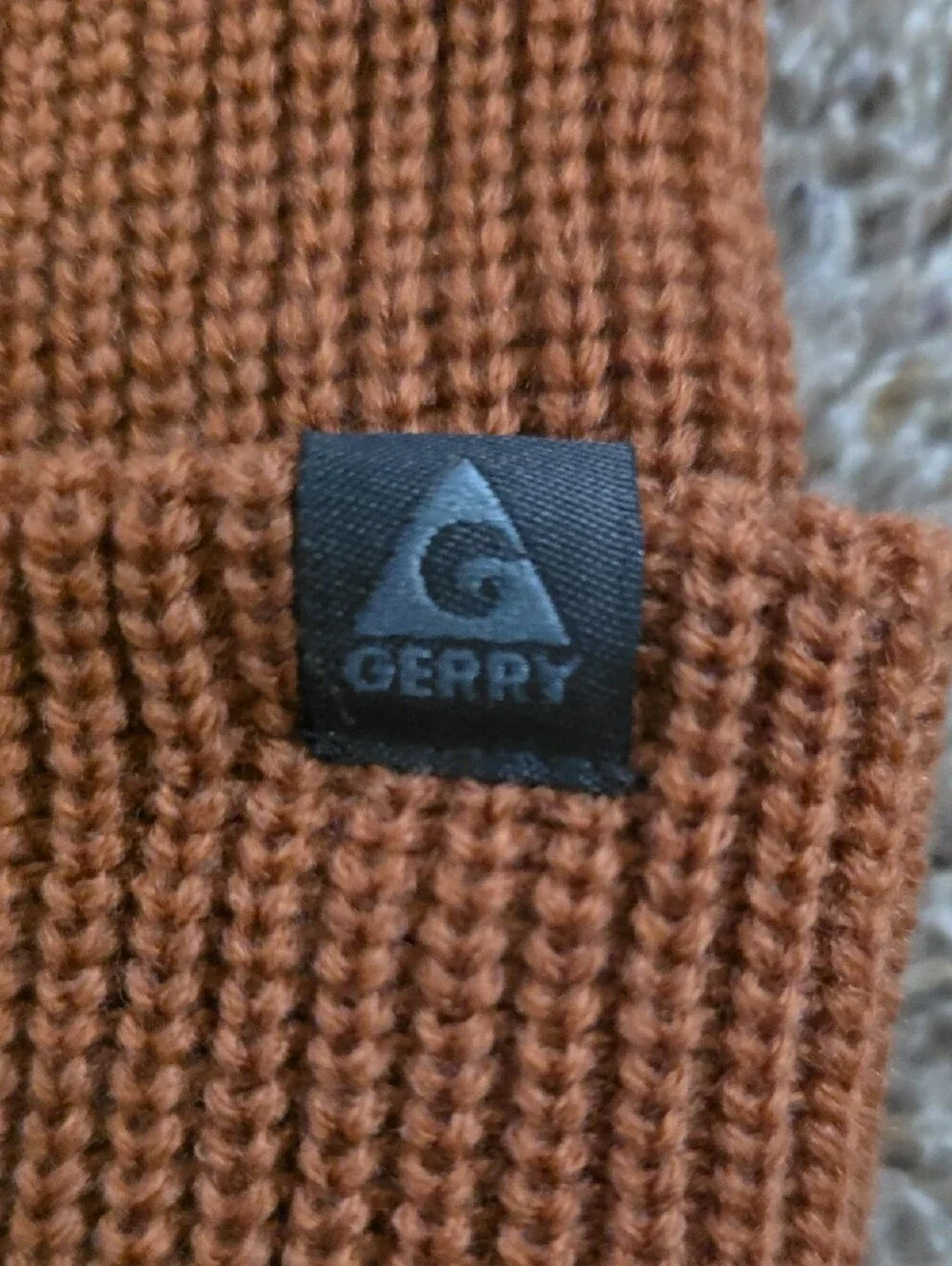 Gerry Rust-Orange Ribbed Knit Cuff Beanie